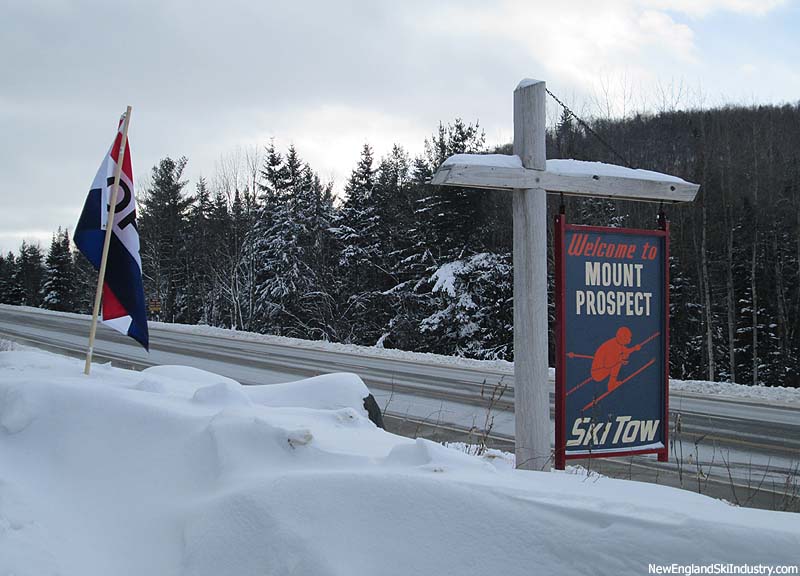 Mt. Prospect sign on US 3 near Lancaster