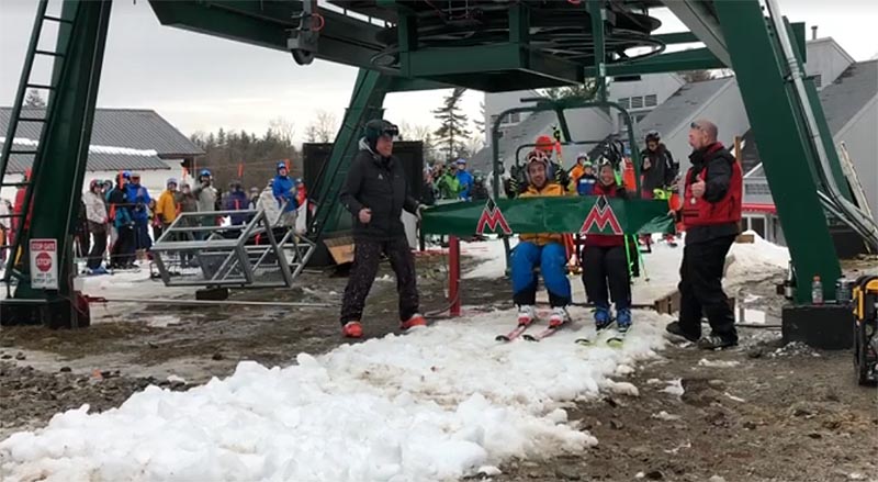 Magic Mountain Green Chair
